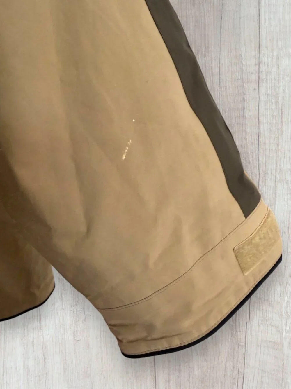 Vintage Eddie Bauer EBTEK Gore-Tex Hooded Jacket Men's M Tan Waterproof Hiking